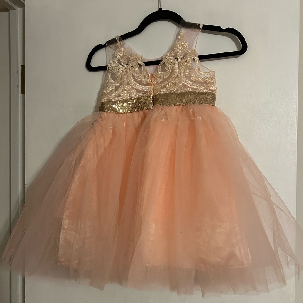 Girl’s Dress - Picture 2 of 3